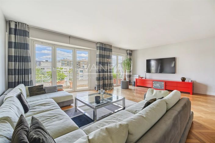 Image No.8-4 Bed Apartment for sale