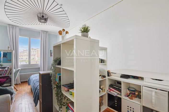 Image No.10-3 Bed Apartment for sale