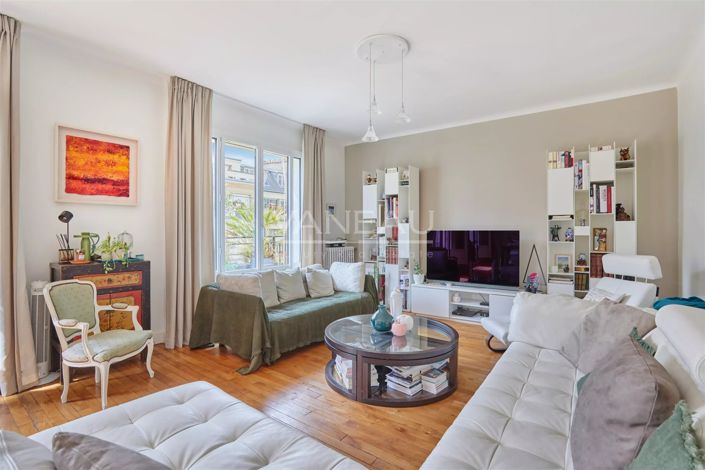 Image No.3-3 Bed Apartment for sale