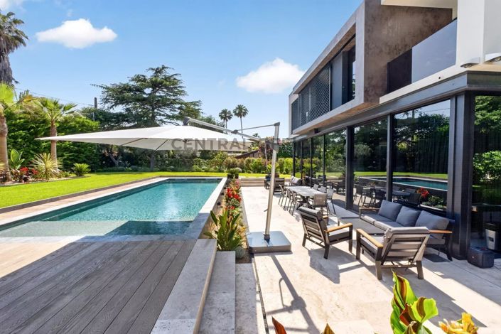 Image No.3-6 Bed House for sale