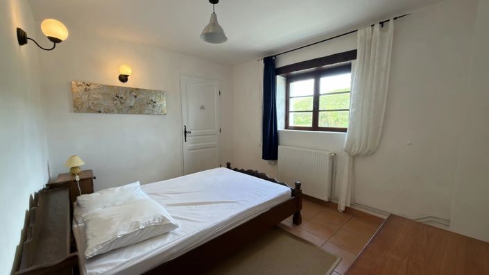 Image No.16-5 Bed House for sale