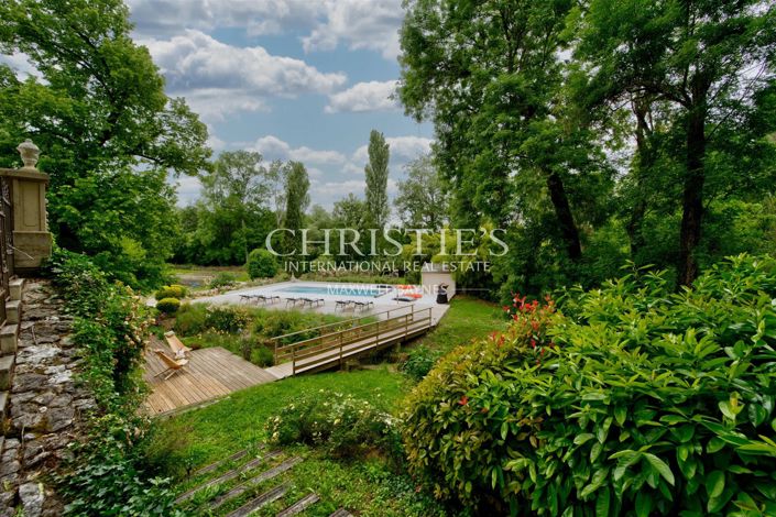 Image No.39-9 Bed Property for sale