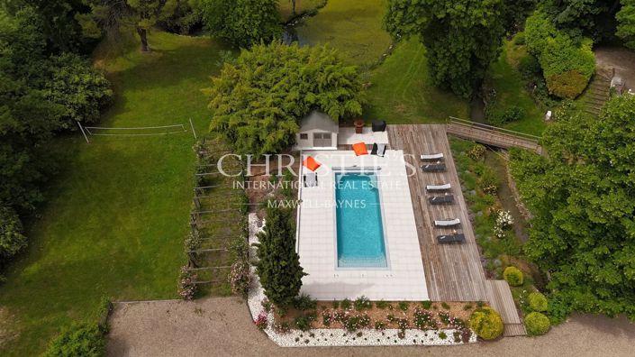 Image No.44-9 Bed Property for sale