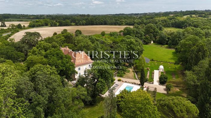 Image No.45-9 Bed Property for sale