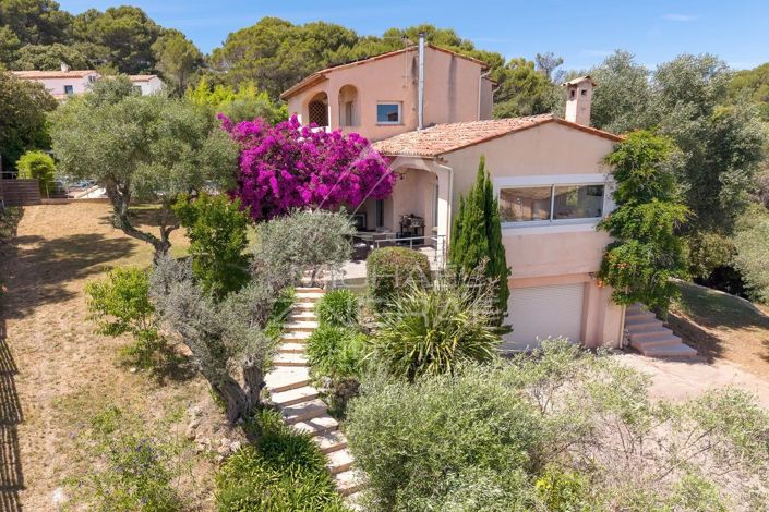 Image No.16-5 Bed House for sale