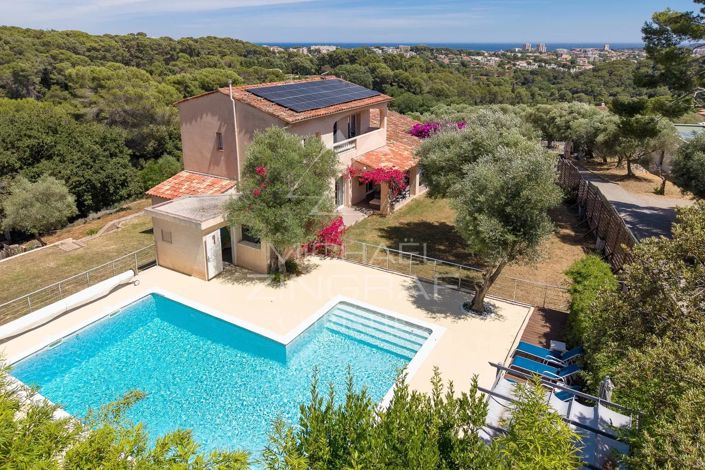 Image No.17-5 Bed House for sale
