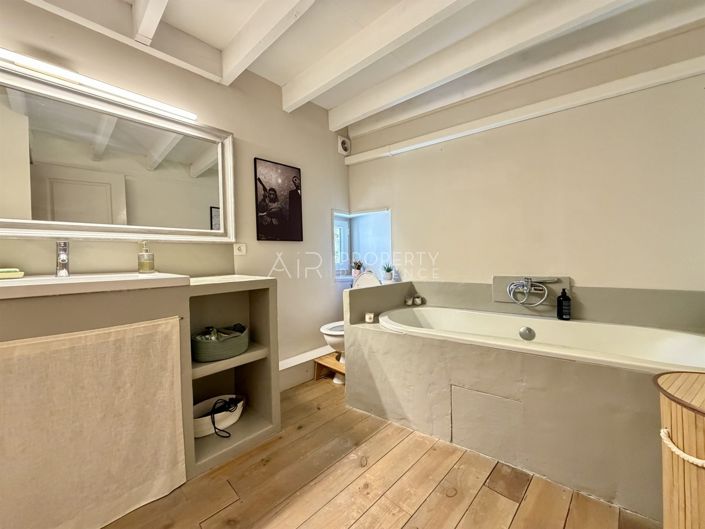 Image No.19-3 Bed House for sale