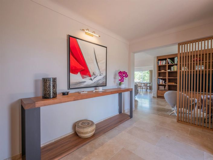Image No.8-4 Bed House for sale