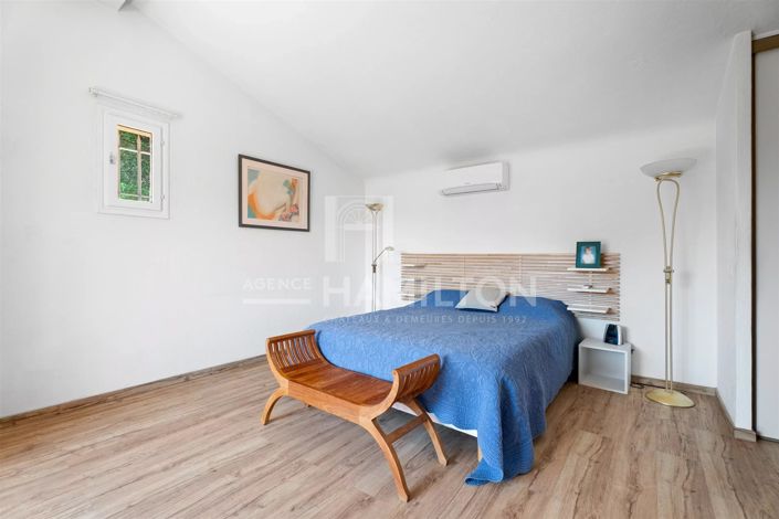 Image No.11-4 Bed House for sale