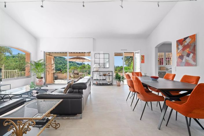 Image No.4-4 Bed House for sale