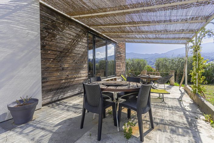 Image No.2-3 Bed House for sale