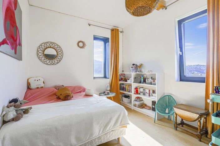 Image No.6-3 Bed House for sale