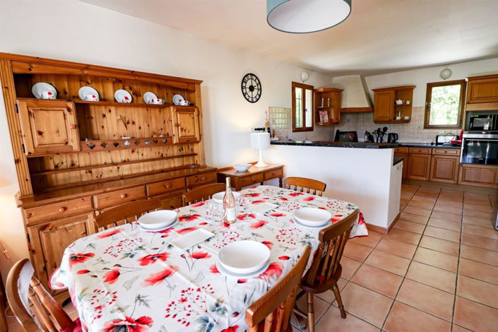 Image No.11-4 Bed House for sale