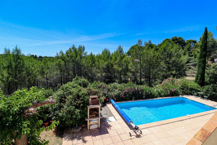 Image No.19-4 Bed House for sale