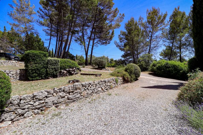Image No.24-4 Bed House for sale