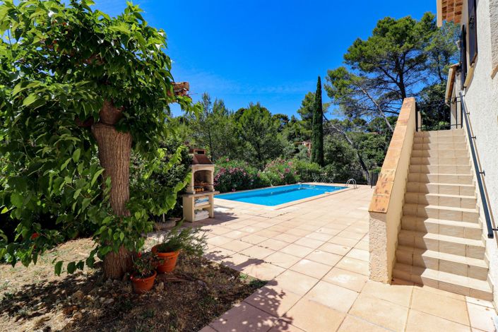 Image No.27-4 Bed House for sale