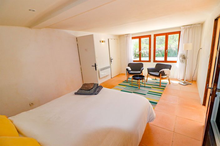 Image No.33-4 Bed House for sale