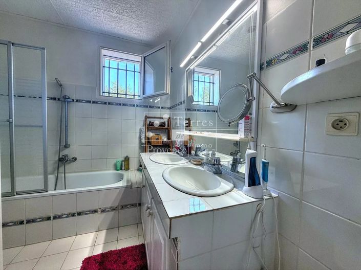 Image No.11-4 Bed House for sale