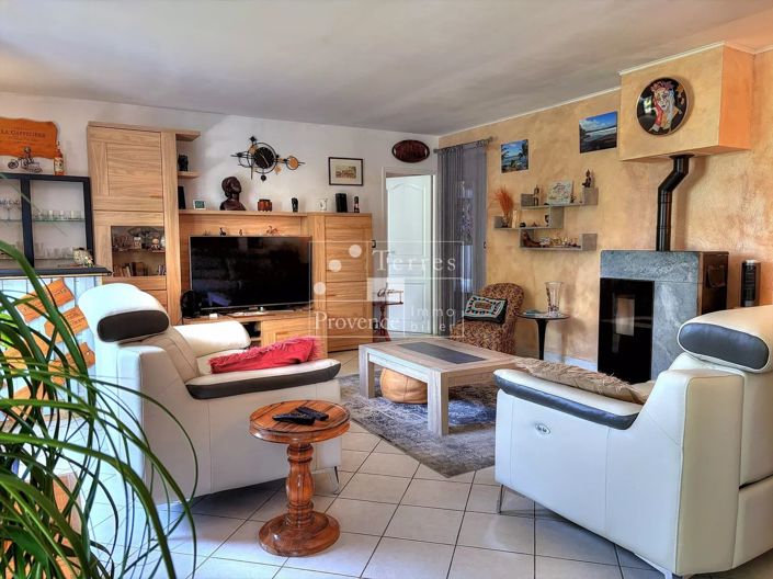 Image No.17-4 Bed House for sale