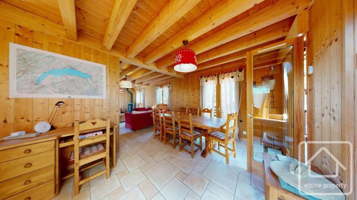Image No.17-5 Bed Property for sale