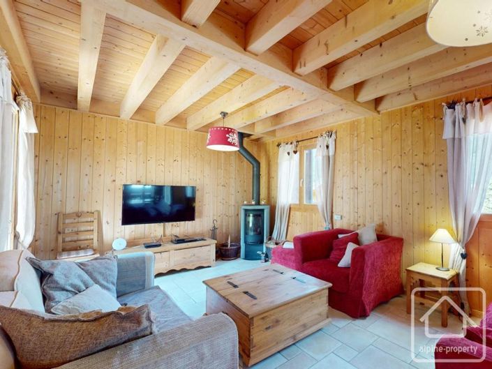 Image No.2-5 Bed Property for sale