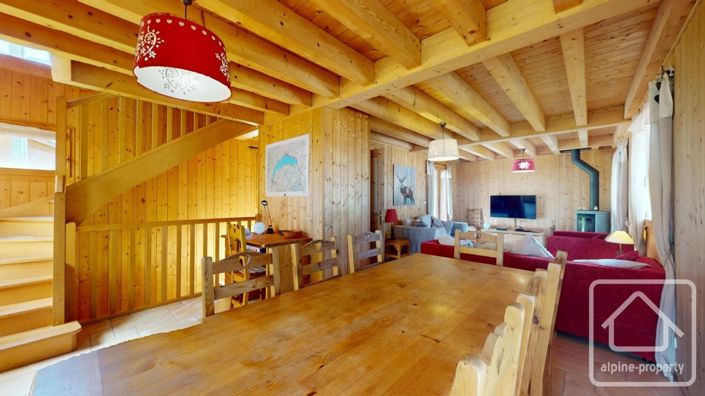 Image No.7-5 Bed Property for sale