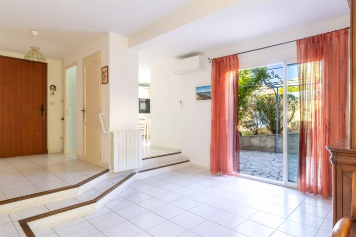 Image No.4-3 Bed House for sale