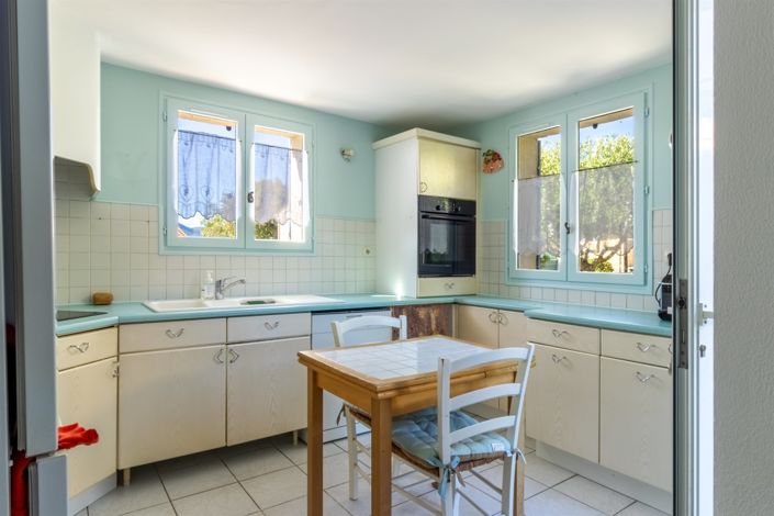 Image No.6-3 Bed House for sale