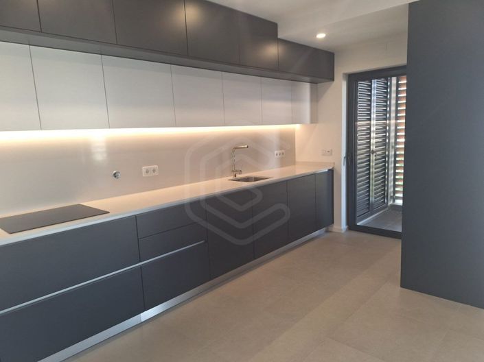 Image No.20-2 Bed Apartment for sale