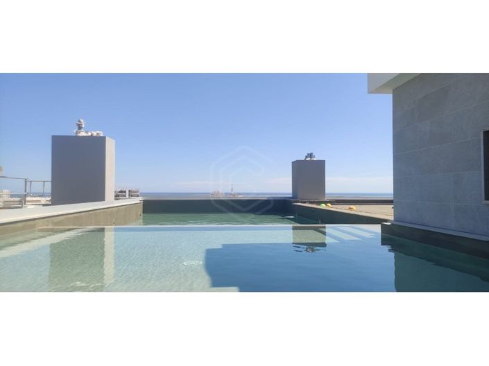 Image No.17-4 Bed Apartment for sale