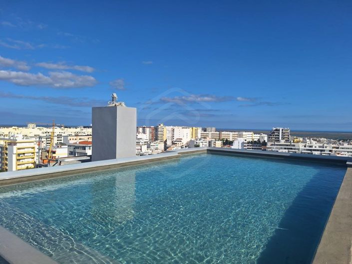 Image No.19-4 Bed Apartment for sale