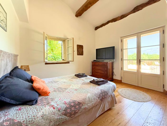 Image No.8-4 Bed House for sale