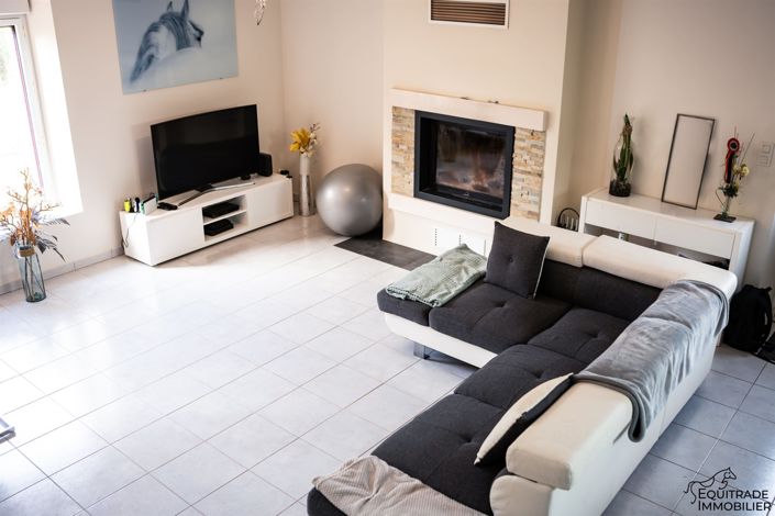 Image No.5-4 Bed House for sale