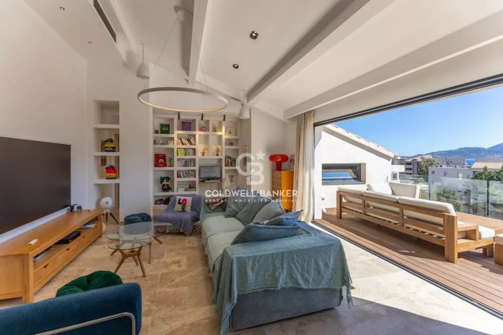 Image No.22-Apartment for sale
