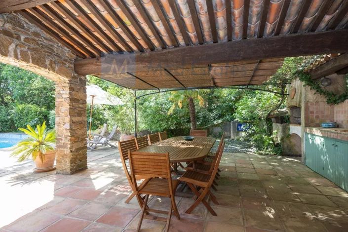 Image No.13-6 Bed House for sale