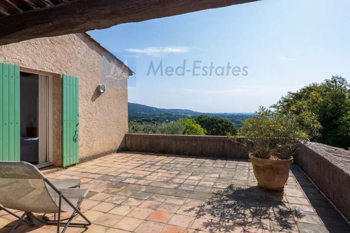 Image No.18-6 Bed House for sale