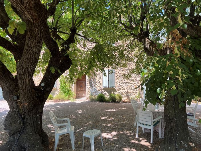 Image No.6-6 Bed House for sale