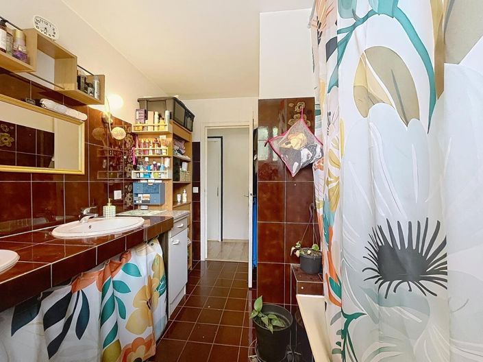 Image No.22-3 Bed House for sale