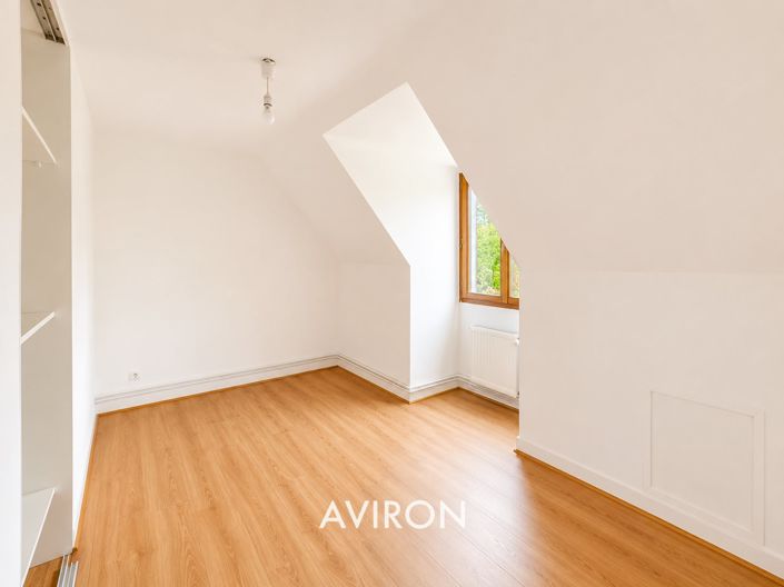 Image No.9-4 Bed House for sale