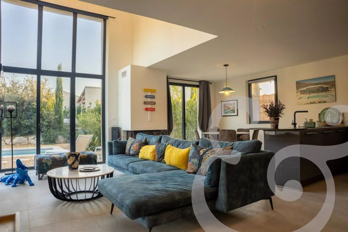 Image No.7-3 Bed House for sale