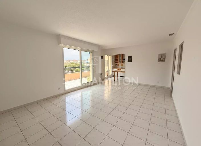 Image No.6-Apartment for sale
