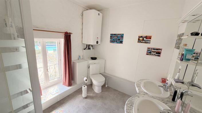 Image No.17-3 Bed House for sale