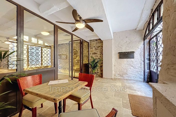 Image No.6-2 Bed House for sale