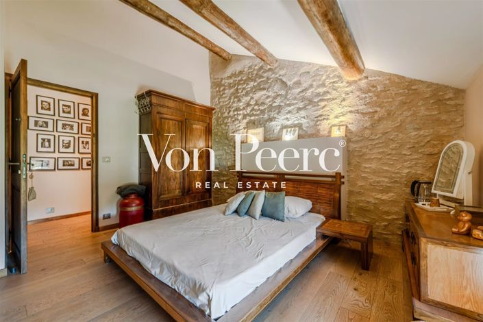 Image No.21-9 Bed House for sale