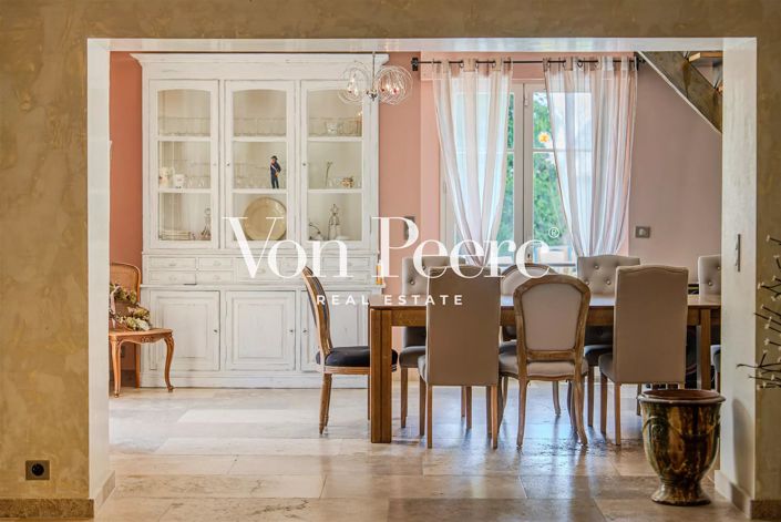 Image No.6-9 Bed House for sale