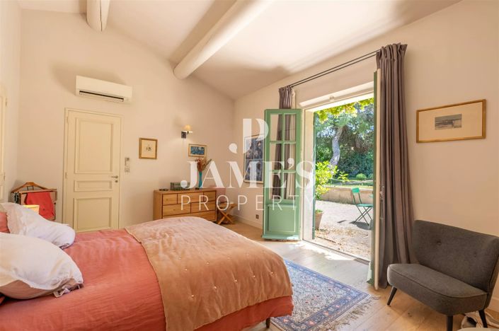 Image No.11-4 Bed House for sale