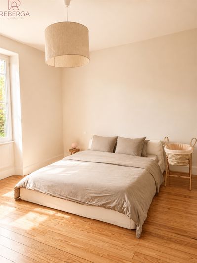 Image No.12-5 Bed House for sale