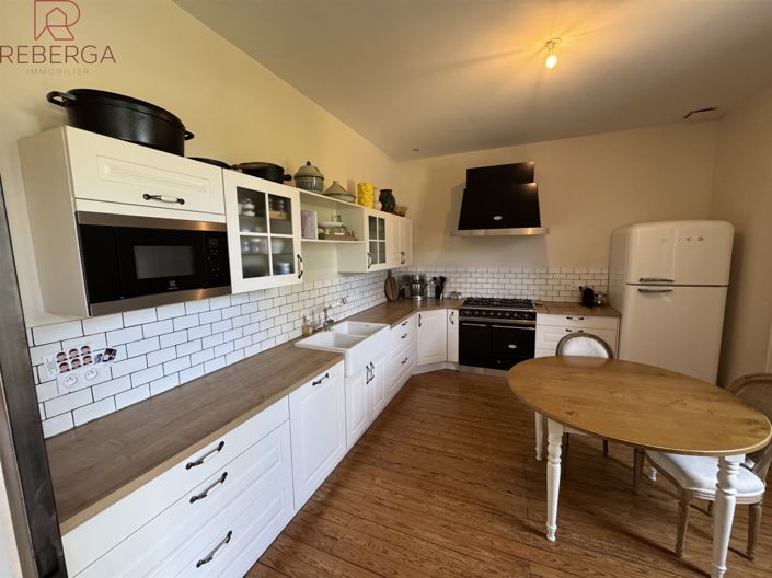 Image No.25-5 Bed House for sale