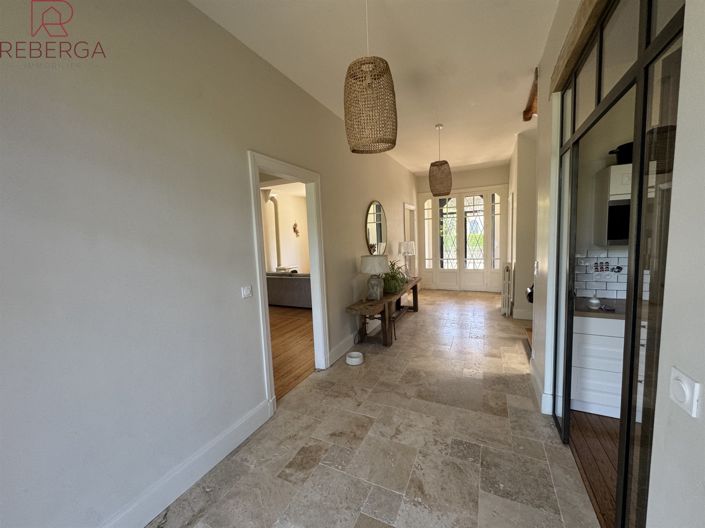 Image No.29-5 Bed House for sale