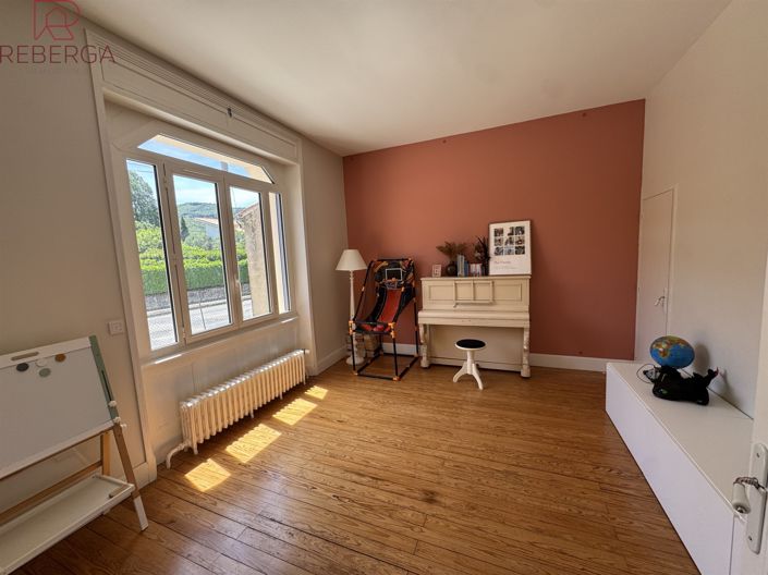 Image No.33-5 Bed House for sale